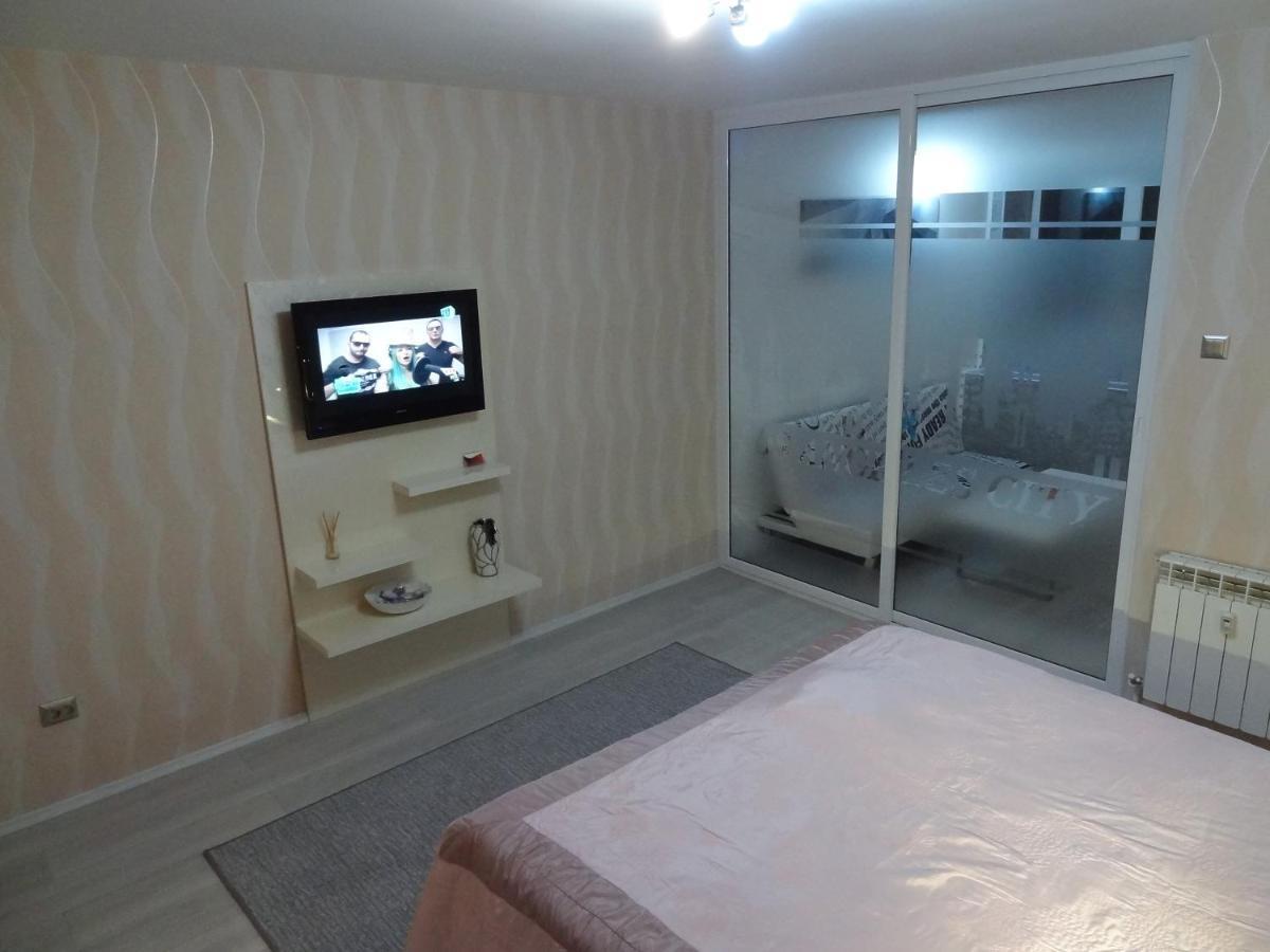 Lvc,Lac & Nyc Apartshotel Faleza Galati  Exterior photo