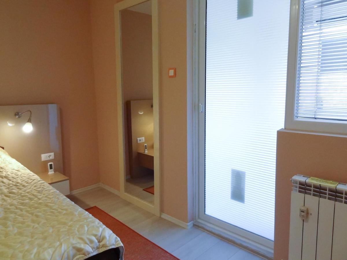 Lvc,Lac & Nyc Apartshotel Faleza Galati  Exterior photo