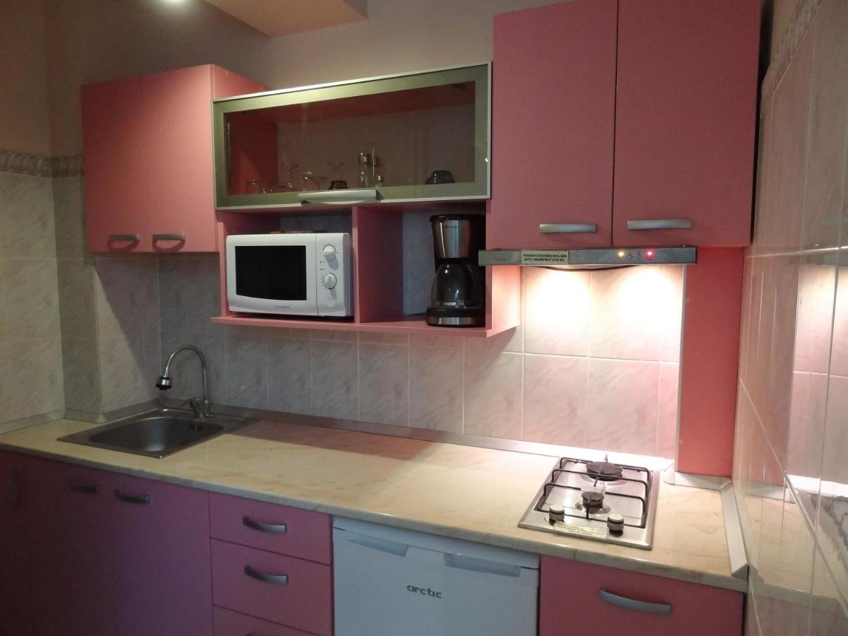 Lvc,Lac & Nyc Apartshotel Faleza Galati  Exterior photo
